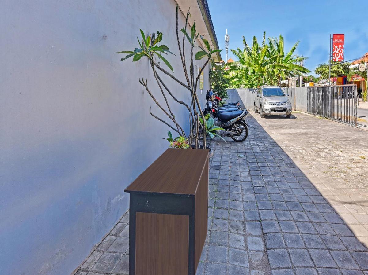 Oyo 90817 Elite Star Tukad Badung Hotel Sanur Kültér fotó